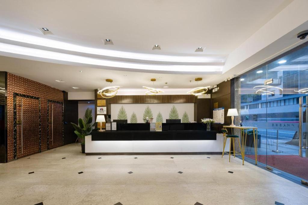 Wings Hotel Canton Extérieur photo