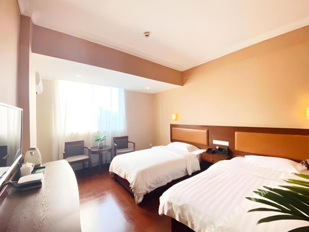 Wings Hotel Canton Extérieur photo
